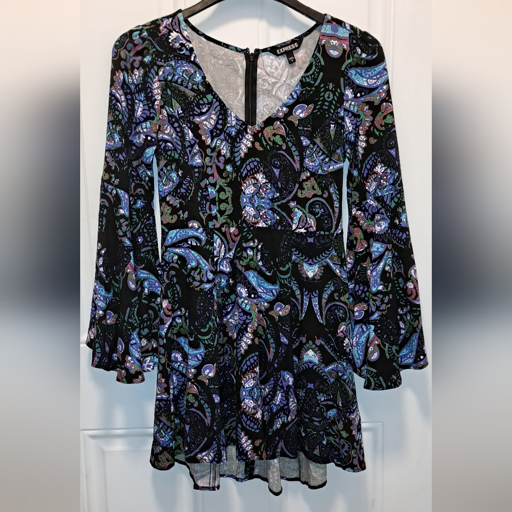 Womens Vibrant Express Paisley Print Dress, Long Bell Sleeve Size 0, Black/blue